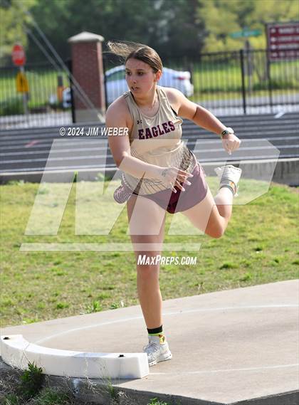Thumbnail 3 in Warner Twilight Invitational photogallery.