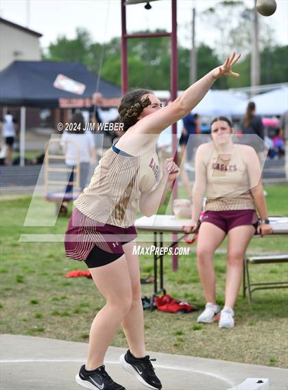 Thumbnail 3 in Warner Twilight Invitational photogallery.