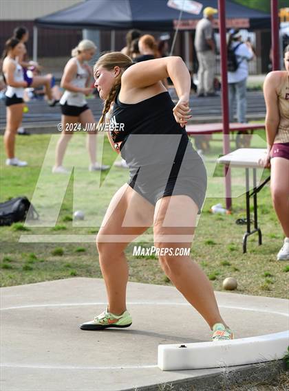 Thumbnail 3 in Warner Twilight Invitational photogallery.
