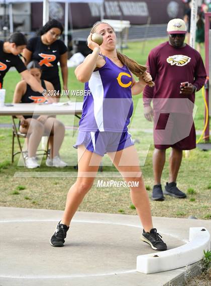 Thumbnail 2 in Warner Twilight Invitational photogallery.