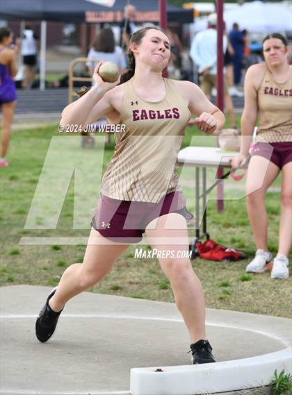Thumbnail 2 in Warner Twilight Invitational photogallery.
