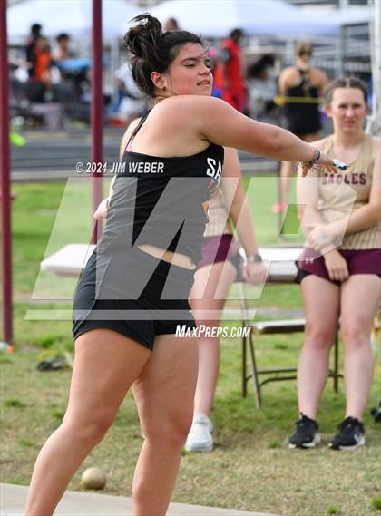 Thumbnail 2 in Warner Twilight Invitational photogallery.