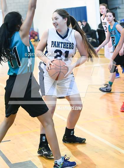 Thumbnail 2 in Paradise Valley Christian Prep vs. Basis (Chandler) photogallery.