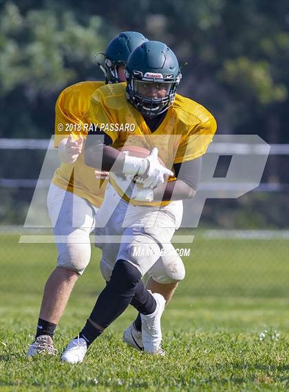 Thumbnail 3 in Bay Shore vs William Floyd Scrimmage photogallery.