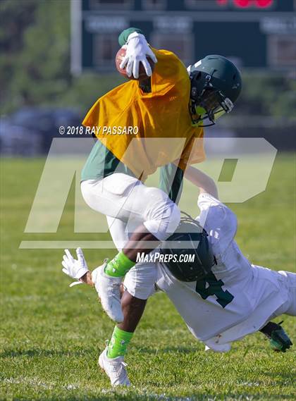 Thumbnail 3 in Bay Shore vs William Floyd Scrimmage photogallery.