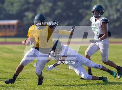 Thumbnail 3 in Bay Shore vs William Floyd Scrimmage photogallery.