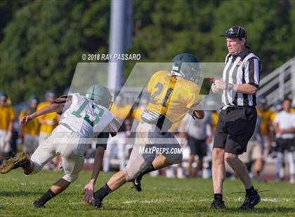 Thumbnail 3 in Bay Shore vs William Floyd Scrimmage photogallery.