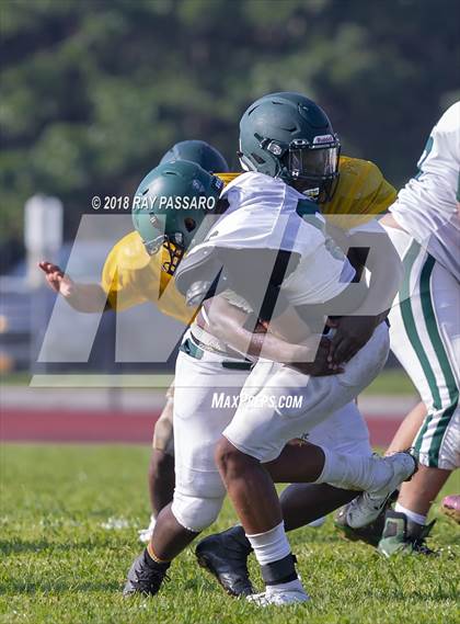 Thumbnail 3 in Bay Shore vs William Floyd Scrimmage photogallery.