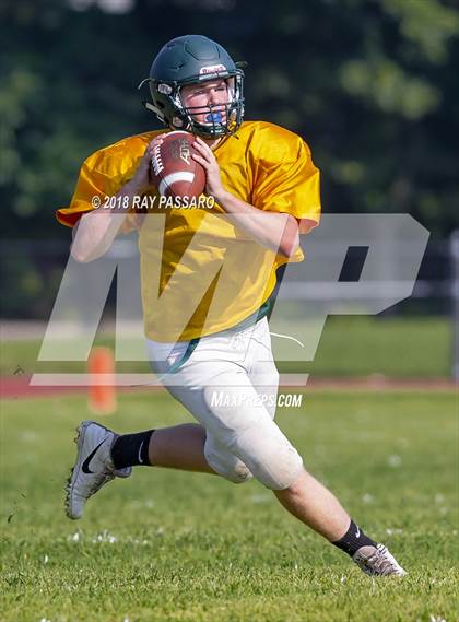 Thumbnail 3 in Bay Shore vs William Floyd Scrimmage photogallery.
