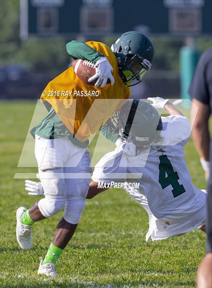Thumbnail 2 in Bay Shore vs William Floyd Scrimmage photogallery.