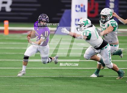 Thumbnail 1 in May vs. Sterling City (UIL Class 1A Division 1 State Final) photogallery.