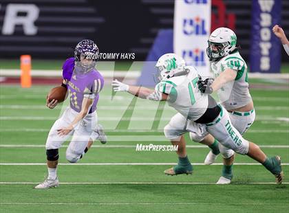 Thumbnail 3 in May vs. Sterling City (UIL Class 1A Division 1 State Final) photogallery.