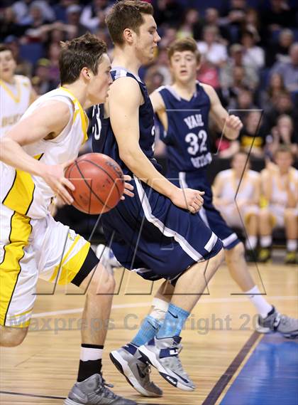 Thumbnail 3 in Caliche vs. Vail Christian (CHSAA 1A Third Place) photogallery.