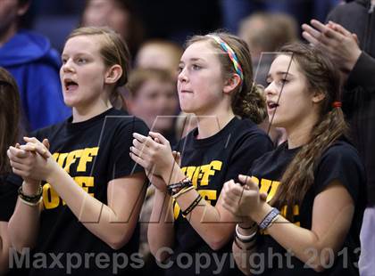 Thumbnail 3 in Caliche vs. Vail Christian (CHSAA 1A Third Place) photogallery.