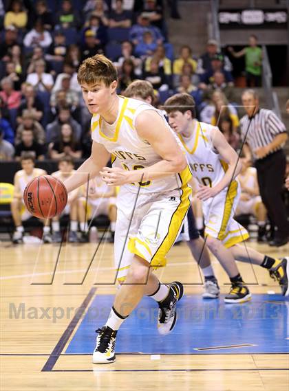 Thumbnail 2 in Caliche vs. Vail Christian (CHSAA 1A Third Place) photogallery.