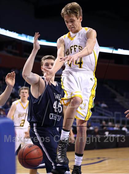 Thumbnail 1 in Caliche vs. Vail Christian (CHSAA 1A Third Place) photogallery.