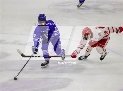 Thumbnail 3 in Hingham vs Braintree (MIAA Division 1 Sweet 16) photogallery.