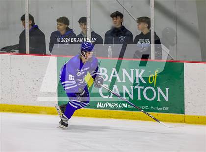 Thumbnail 2 in Hingham vs Braintree (MIAA Division 1 Sweet 16) photogallery.