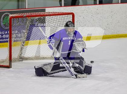 Thumbnail 3 in Hingham vs Braintree (MIAA Division 1 Sweet 16) photogallery.