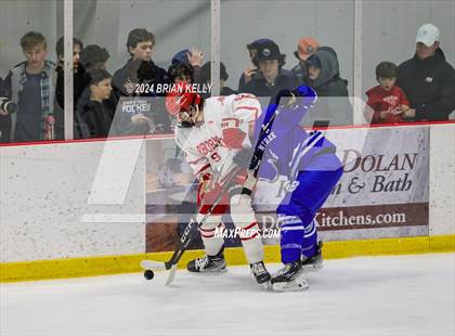 Thumbnail 3 in Hingham vs Braintree (MIAA Division 1 Sweet 16) photogallery.