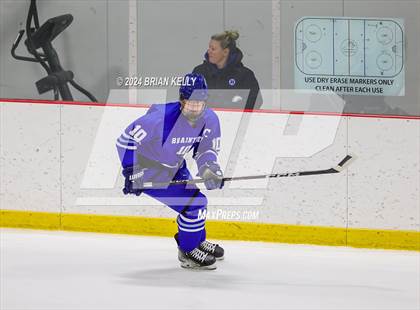 Thumbnail 2 in Hingham vs Braintree (MIAA Division 1 Sweet 16) photogallery.
