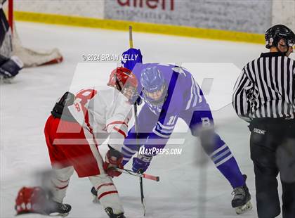 Thumbnail 1 in Hingham vs Braintree (MIAA Division 1 Sweet 16) photogallery.