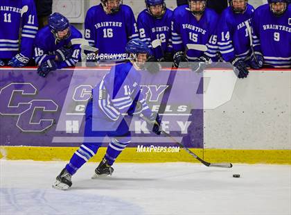 Thumbnail 3 in Hingham vs Braintree (MIAA Division 1 Sweet 16) photogallery.