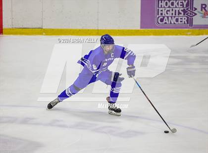 Thumbnail 1 in Hingham vs Braintree (MIAA Division 1 Sweet 16) photogallery.