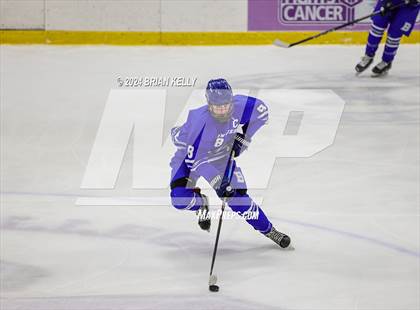 Thumbnail 1 in Hingham vs Braintree (MIAA Division 1 Sweet 16) photogallery.