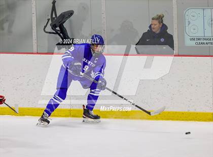 Thumbnail 3 in Hingham vs Braintree (MIAA Division 1 Sweet 16) photogallery.