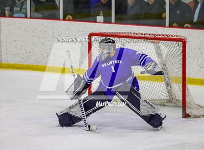 Thumbnail 2 in Hingham vs Braintree (MIAA Division 1 Sweet 16) photogallery.