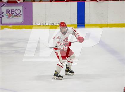 Thumbnail 1 in Hingham vs Braintree (MIAA Division 1 Sweet 16) photogallery.