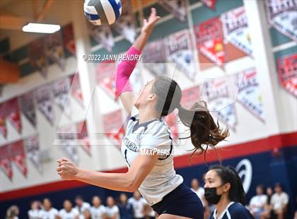 Thumbnail 1 in Kamehameha Kapalama vs. Ontario Christian (Durango Fall Classic) photogallery.
