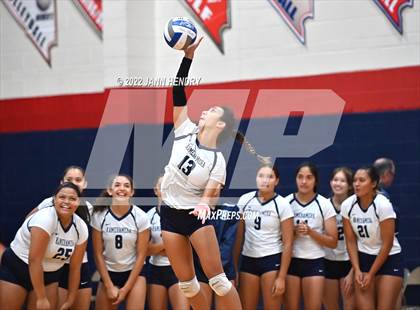 Thumbnail 2 in Kamehameha Kapalama vs. Ontario Christian (Durango Fall Classic) photogallery.