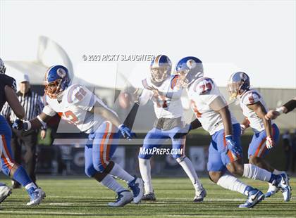 Thumbnail 2 in Cary-Grove vs. East St. Louis (IHSA Class 6A Final) photogallery.