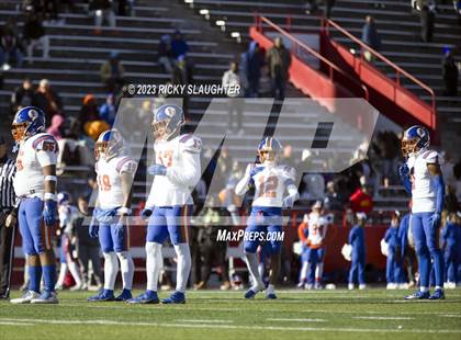 Thumbnail 1 in Cary-Grove vs. East St. Louis (IHSA Class 6A Final) photogallery.