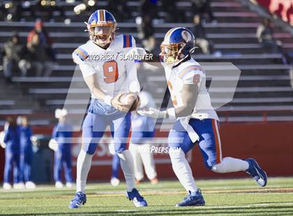 Thumbnail 1 in Cary-Grove vs. East St. Louis (IHSA Class 6A Final) photogallery.