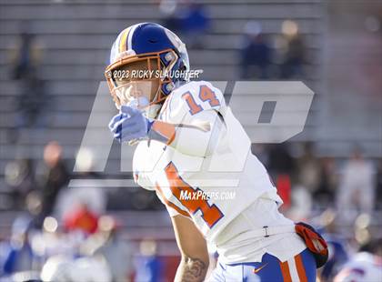 Thumbnail 3 in Cary-Grove vs. East St. Louis (IHSA Class 6A Final) photogallery.
