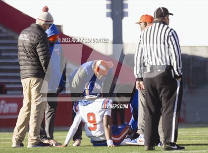 Thumbnail 2 in Cary-Grove vs. East St. Louis (IHSA Class 6A Final) photogallery.