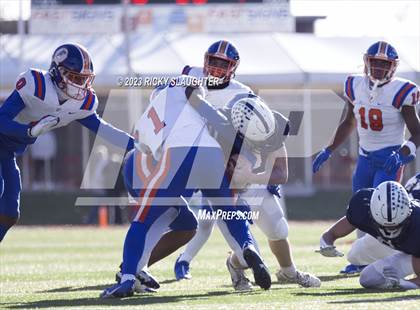 Thumbnail 3 in Cary-Grove vs. East St. Louis (IHSA Class 6A Final) photogallery.