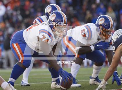 Thumbnail 3 in Cary-Grove vs. East St. Louis (IHSA Class 6A Final) photogallery.