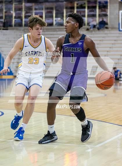 Thumbnail 3 in Ben Davis @ Carmel photogallery.