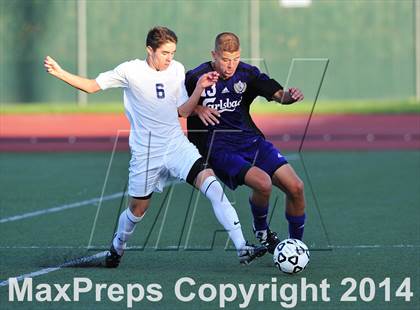 Thumbnail 1 in Carlsbad vs. Loyola (CIF SoCal Regional D1 Final) photogallery.