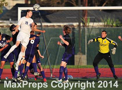Thumbnail 3 in Carlsbad vs. Loyola (CIF SoCal Regional D1 Final) photogallery.