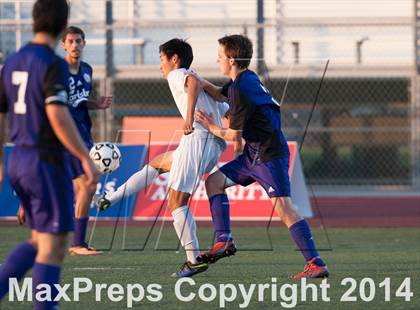 Thumbnail 1 in Carlsbad vs. Loyola (CIF SoCal Regional D1 Final) photogallery.