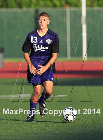 Thumbnail 1 in Carlsbad vs. Loyola (CIF SoCal Regional D1 Final) photogallery.