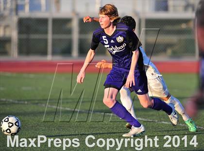 Thumbnail 1 in Carlsbad vs. Loyola (CIF SoCal Regional D1 Final) photogallery.