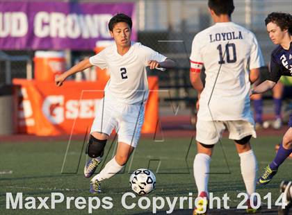 Thumbnail 2 in Carlsbad vs. Loyola (CIF SoCal Regional D1 Final) photogallery.