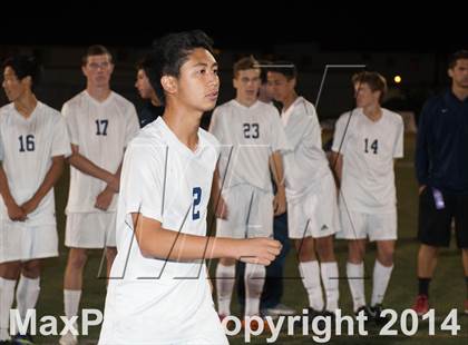 Thumbnail 2 in Carlsbad vs. Loyola (CIF SoCal Regional D1 Final) photogallery.