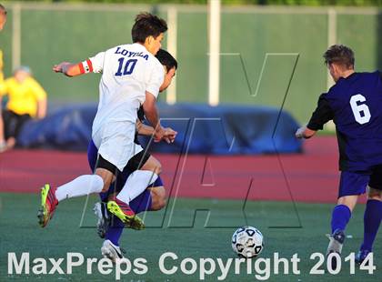 Thumbnail 2 in Carlsbad vs. Loyola (CIF SoCal Regional D1 Final) photogallery.